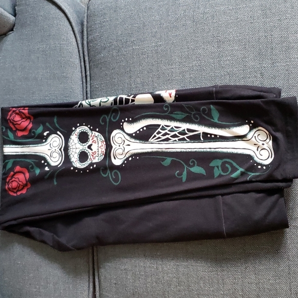 Lularoe Leggings - Picture 3 of 5